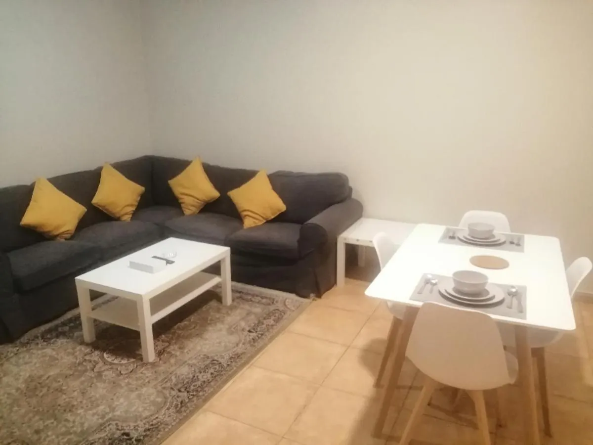 الرياض نزل التوت للوحدات السكنية المفروشة